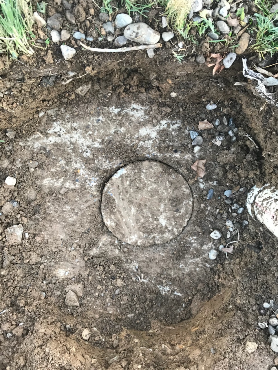 How to seal a concrete septic tank lid - Quora